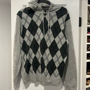 Express Men's Grey Argyle lightweight pullover sweater with drawstring and hood
